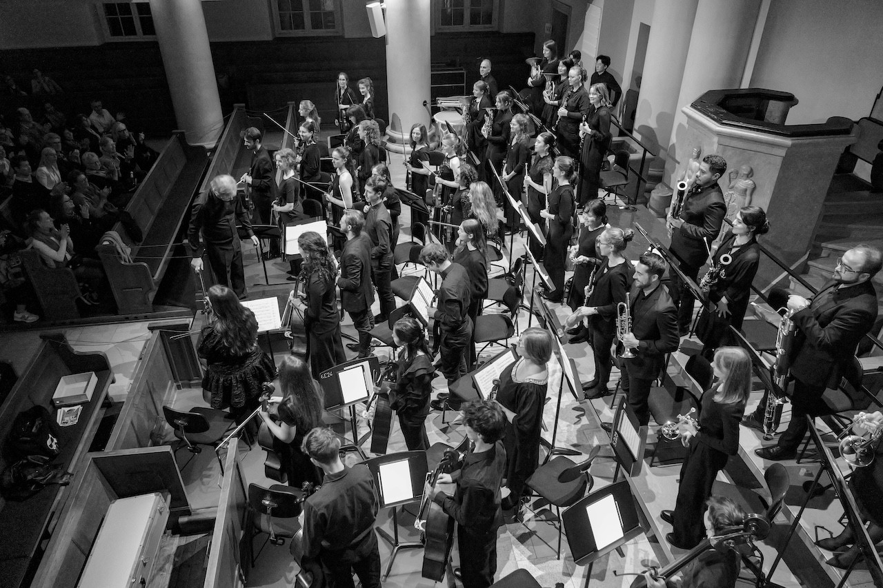 sinfonietta_konzert-1012020.jpg Sinfonietta 18.10.24 - Foto: Nils Mehr