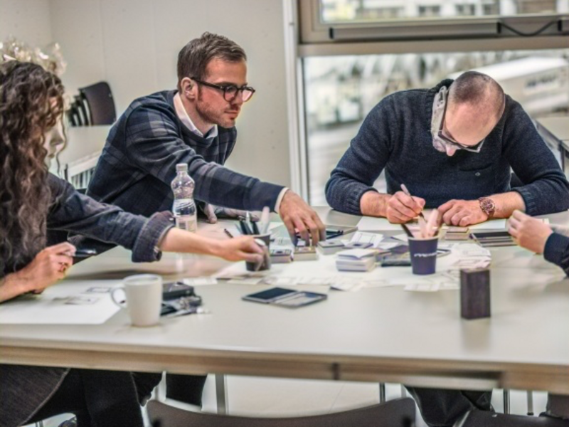 cas-facilitating-innovation-2.png Teilnehmende im CAS Facilitating Innovation