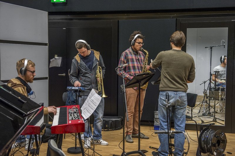 _col1988.jpg Picture PreCollege Music, Sound Engineering