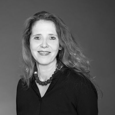 Moderation: Susanne Sugimoto, Redaktionsleiterin The Philanthropist Moderation: Susanne Sugimoto, Redaktionsleiterin The Philanthropist