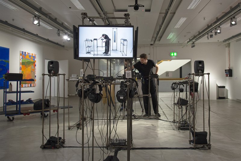 _dsc9097louierechtsteiner.jpg Ausstellungsansicht