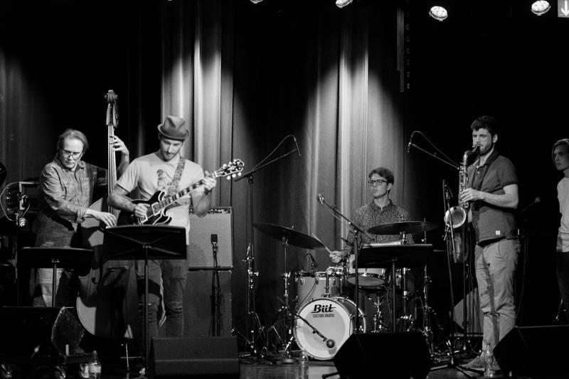 _nef0103.jpg Bilder Jazz/Pop